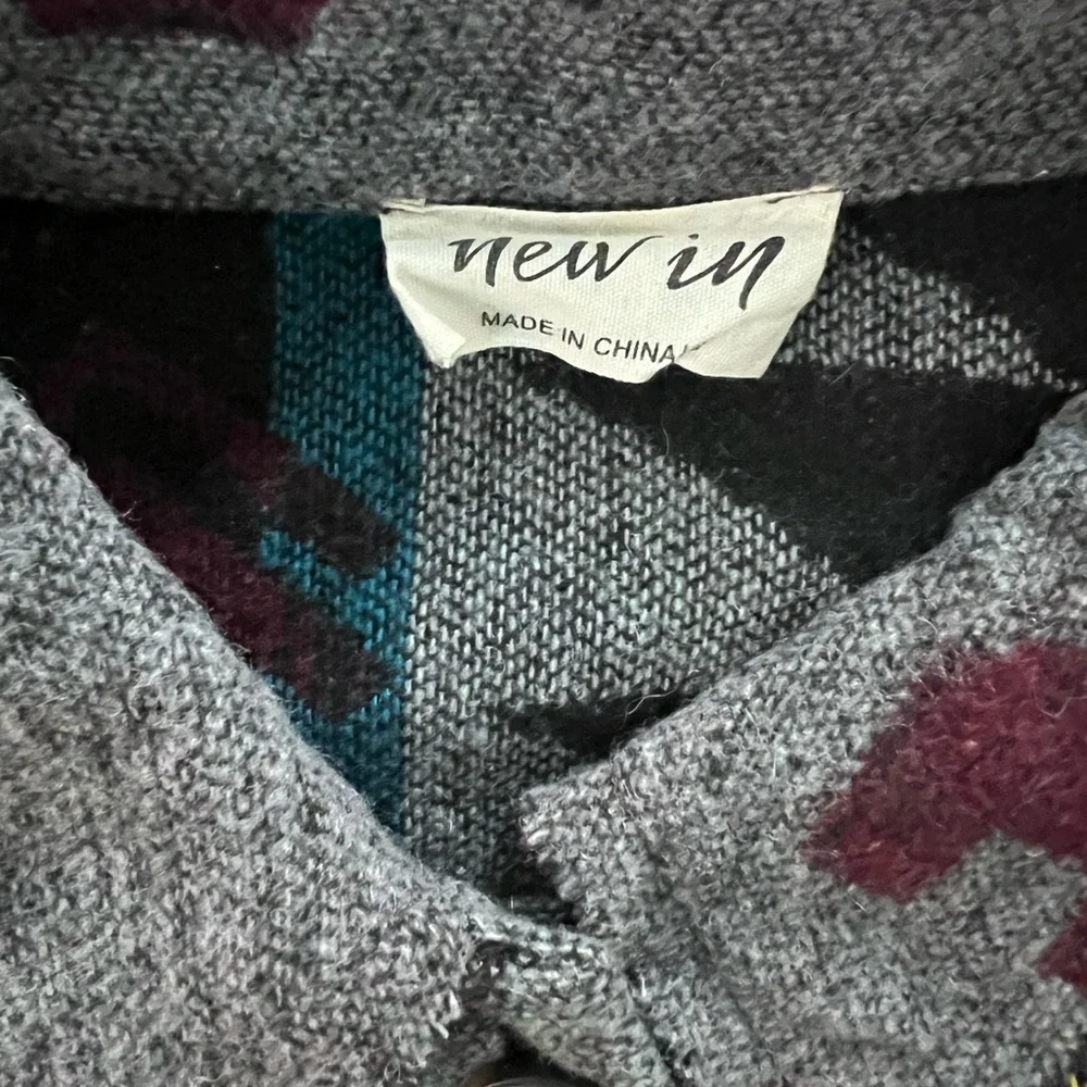 New In Aztec Tribal Shacket Jacket - Picture 9 of 11